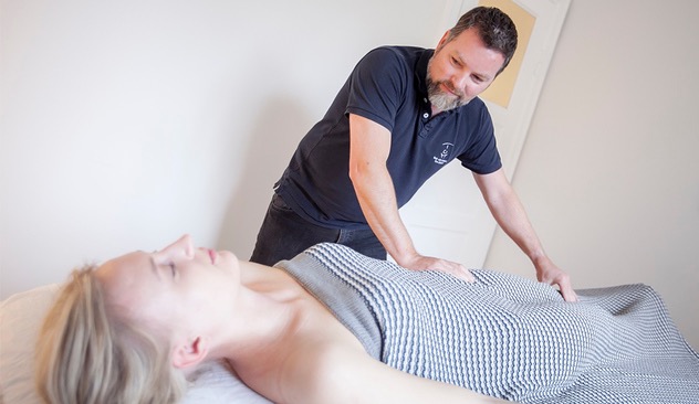 body-therapist-tom-nielsen-3.jpeg