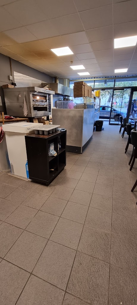 jernbane-pizza-durum-kebab-house-11.jpeg