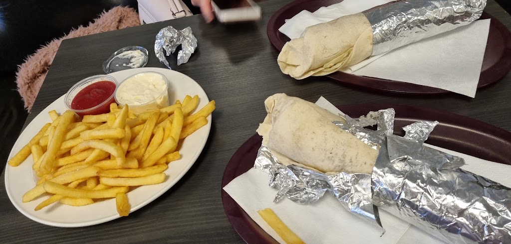 jernbane-pizza-durum-kebab-house-13.jpeg