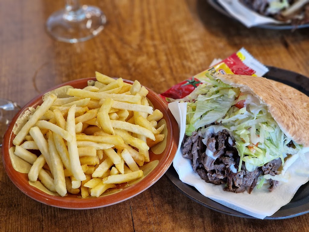lyngby-shawarma-house-2.jpeg