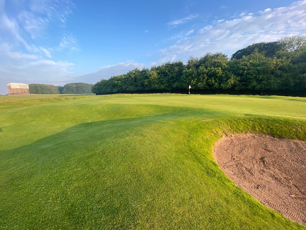 royal-copenhagen-golf-club-0.jpeg