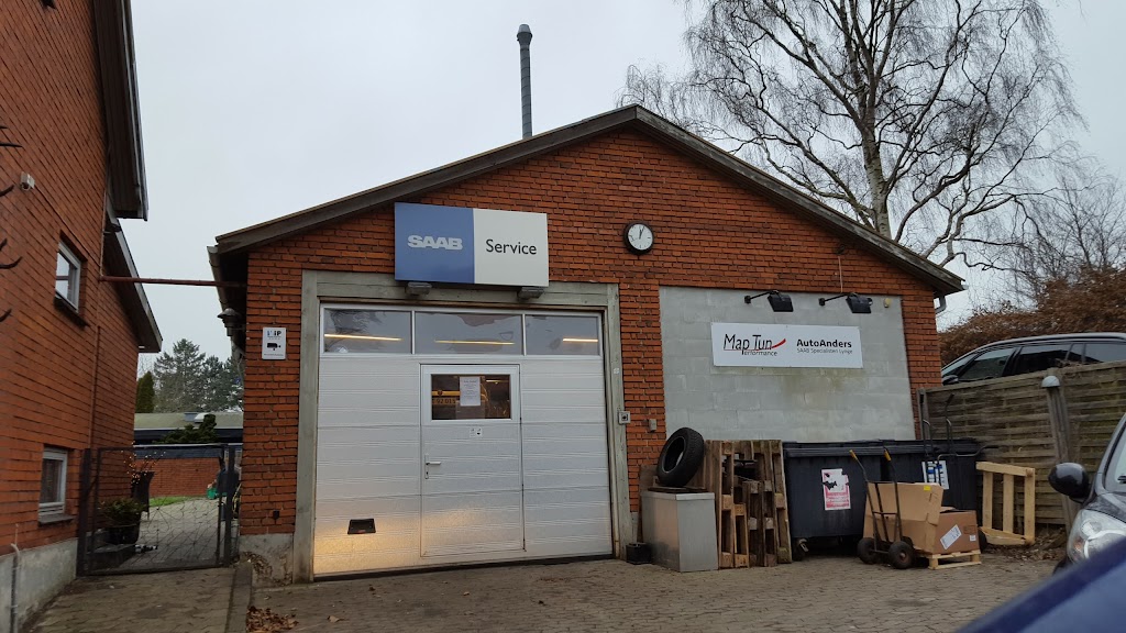 auto-anders-authorized-saab-workshop-13.jpeg