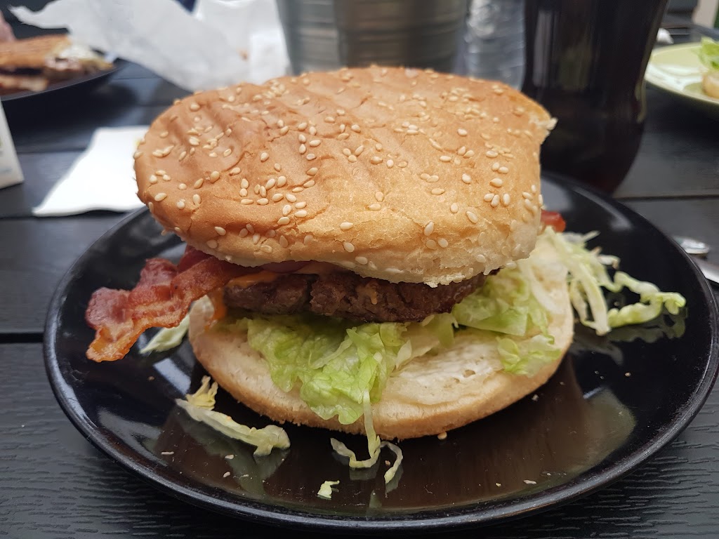 lynge-grill-og-smorrebrod-v-charlotte-wermundsen-0.jpeg
