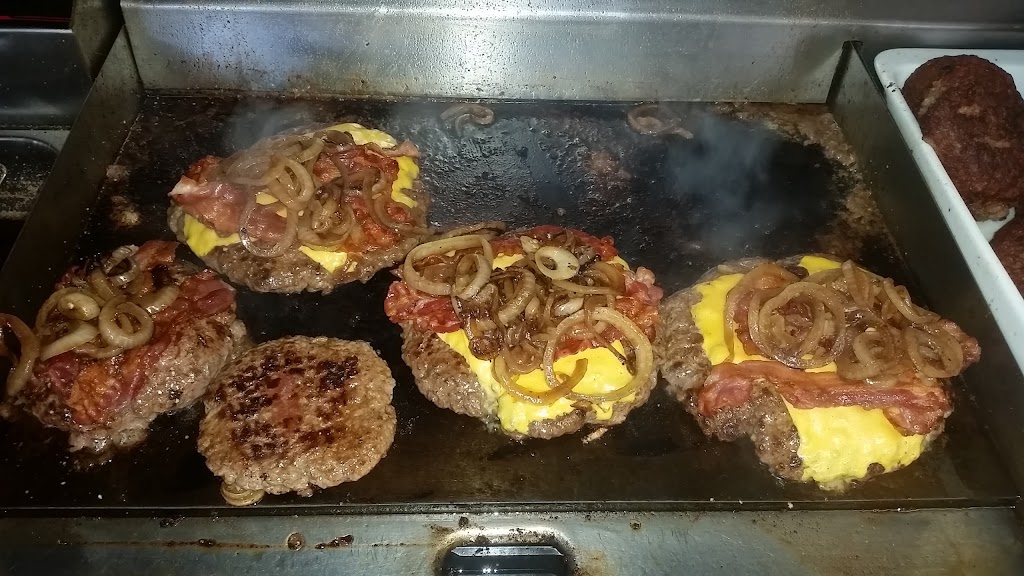 lynge-grill-og-smorrebrod-v-charlotte-wermundsen-5.jpeg