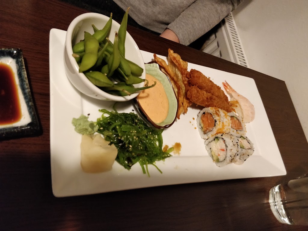 malov-sushi-wok-3.jpeg
