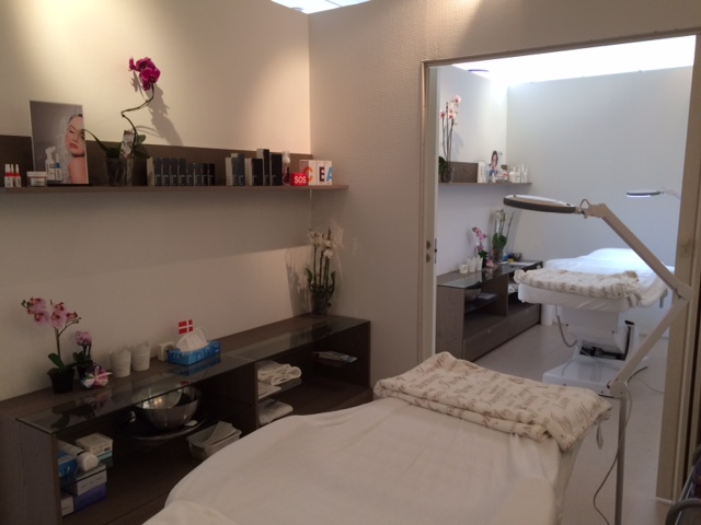 skin-care-and-beauty-salon-hq-nails-beauty-2.jpeg