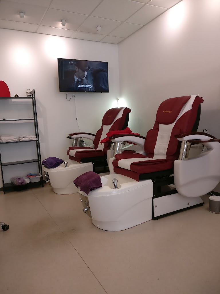 skin-care-and-beauty-salon-hq-nails-beauty-4.jpeg