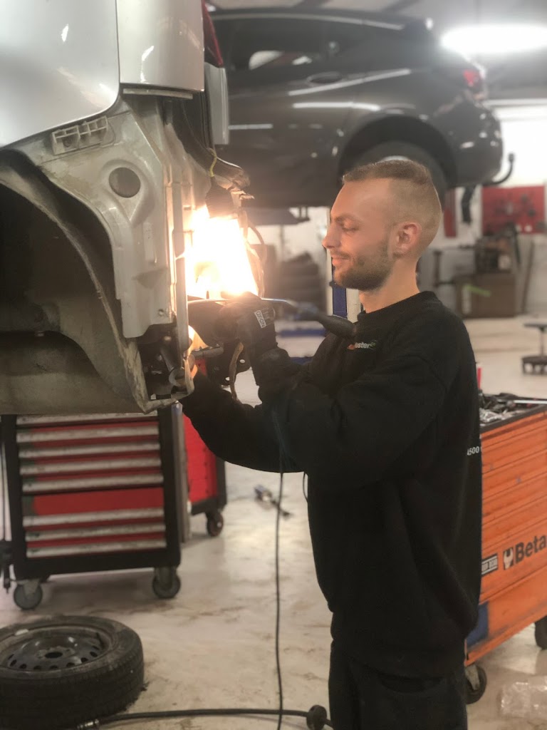 c-c-auto-service-aps-13.jpeg