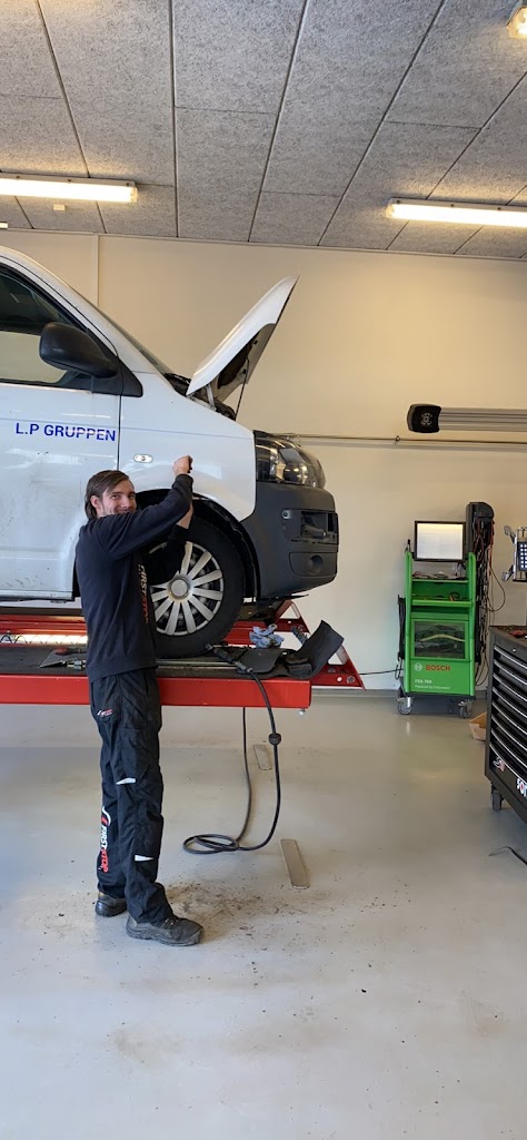 vv-auto-carspor-castrol-service-nykobing-sj-7.jpeg
