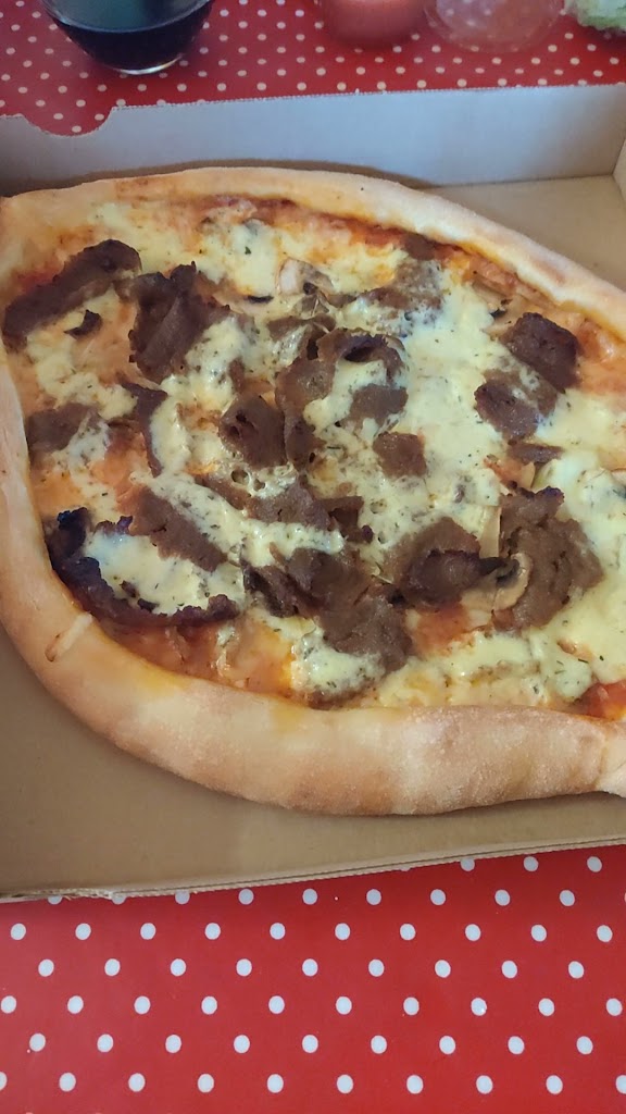 berk-pizza-steak-house-8.jpeg
