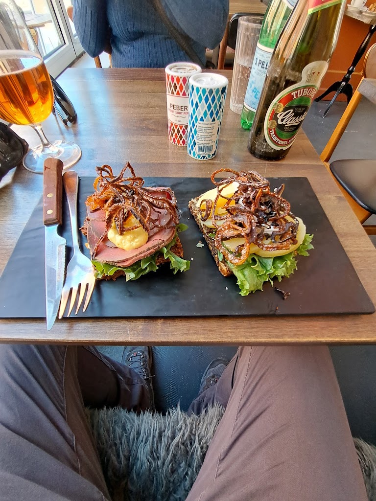 cafe-fru-jorgensen-10.jpeg