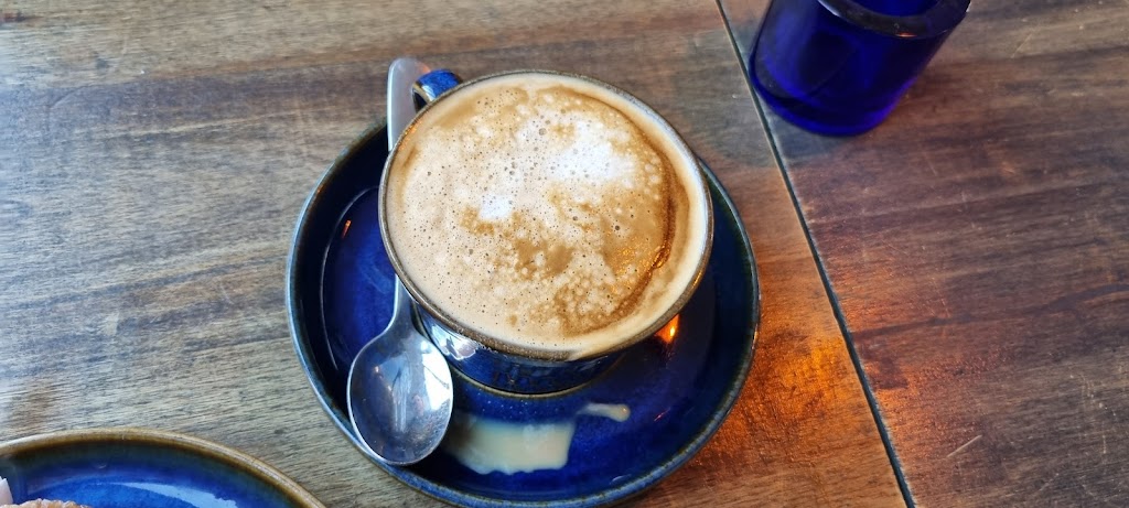 cafe-fru-jorgensen-5.jpeg