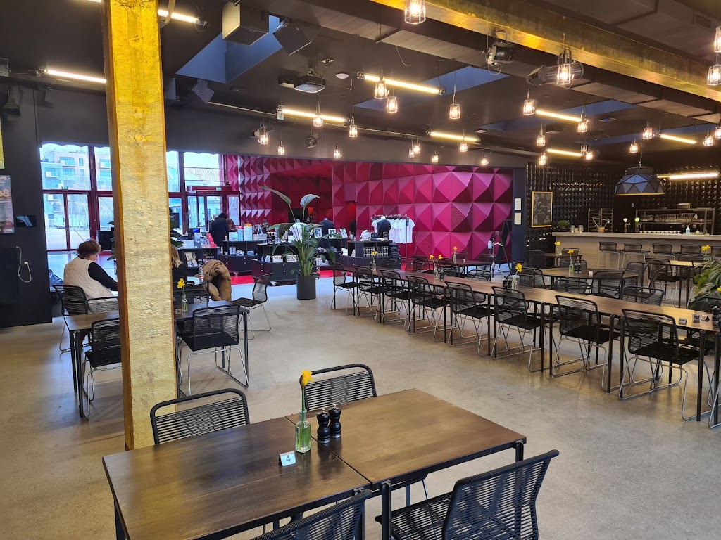 cafe-ragnarock-18.jpeg