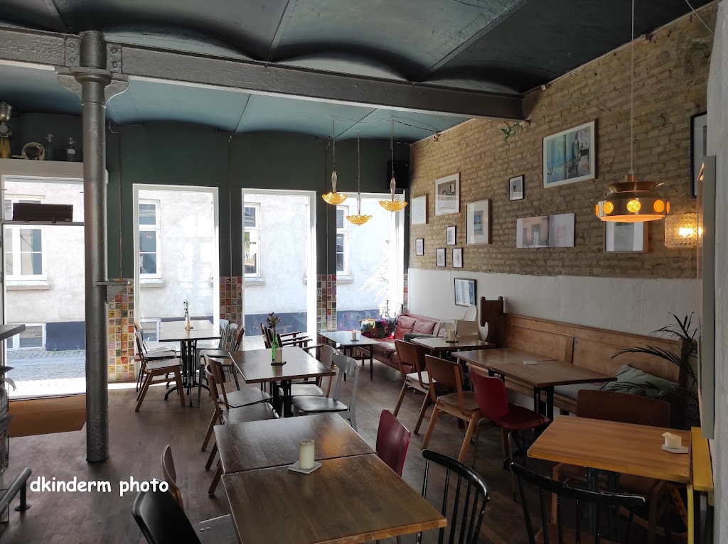 cafe-satchmo-2.jpeg
