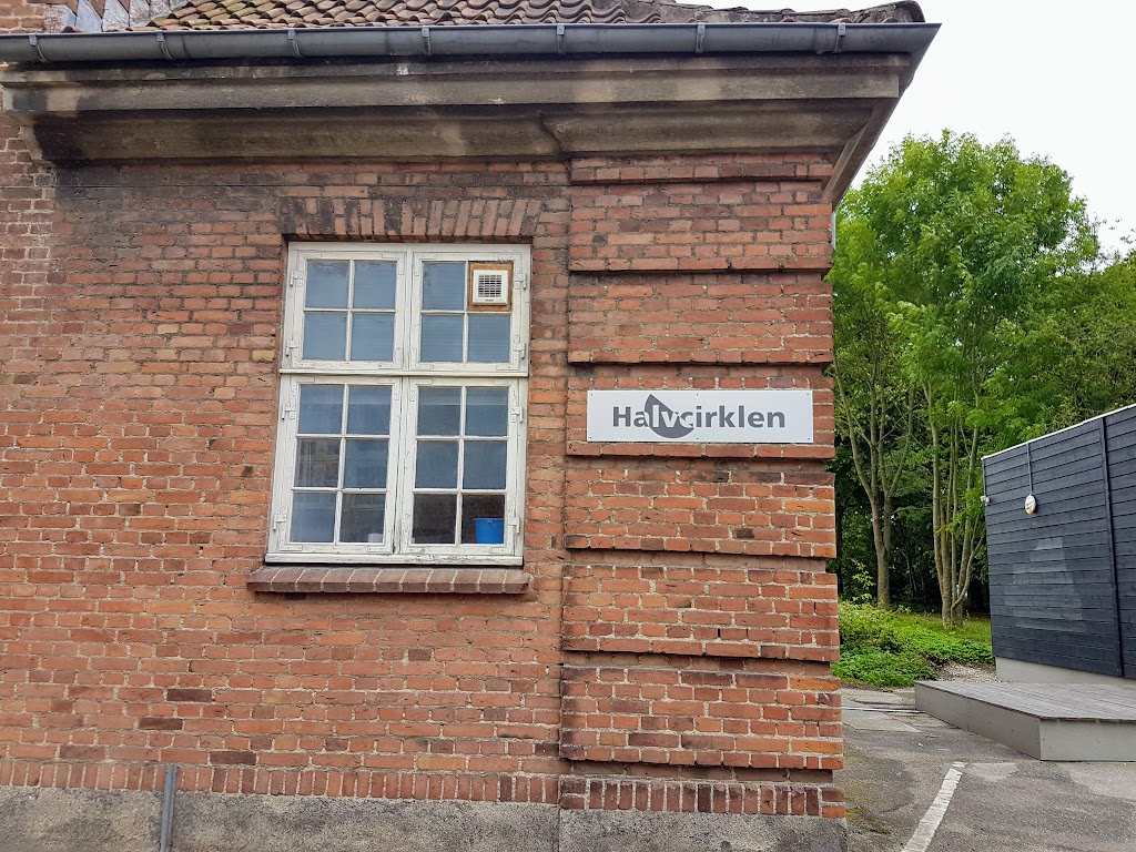 halvcirklen-0.jpeg