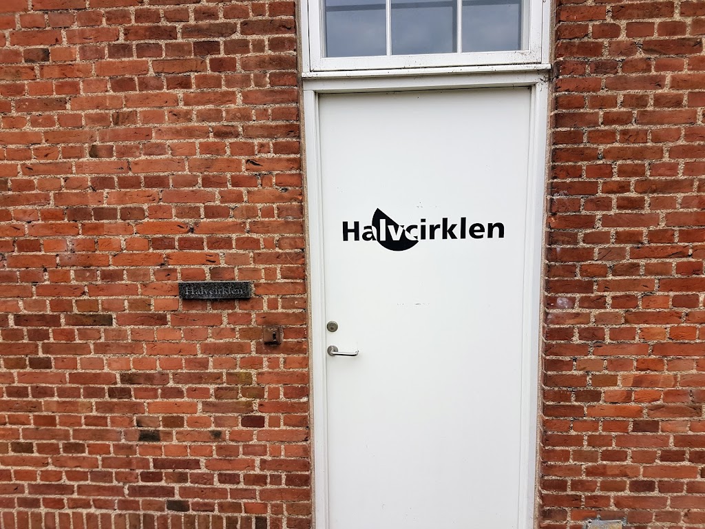 halvcirklen-1.jpeg