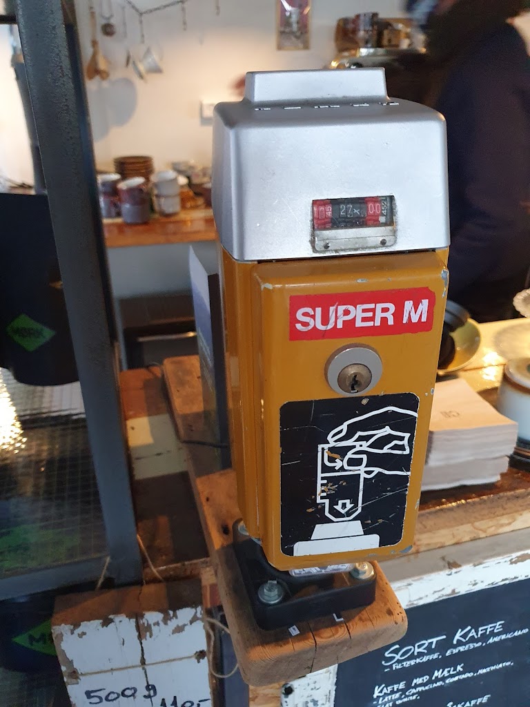 mork-risteri-kaffebar-15.jpeg