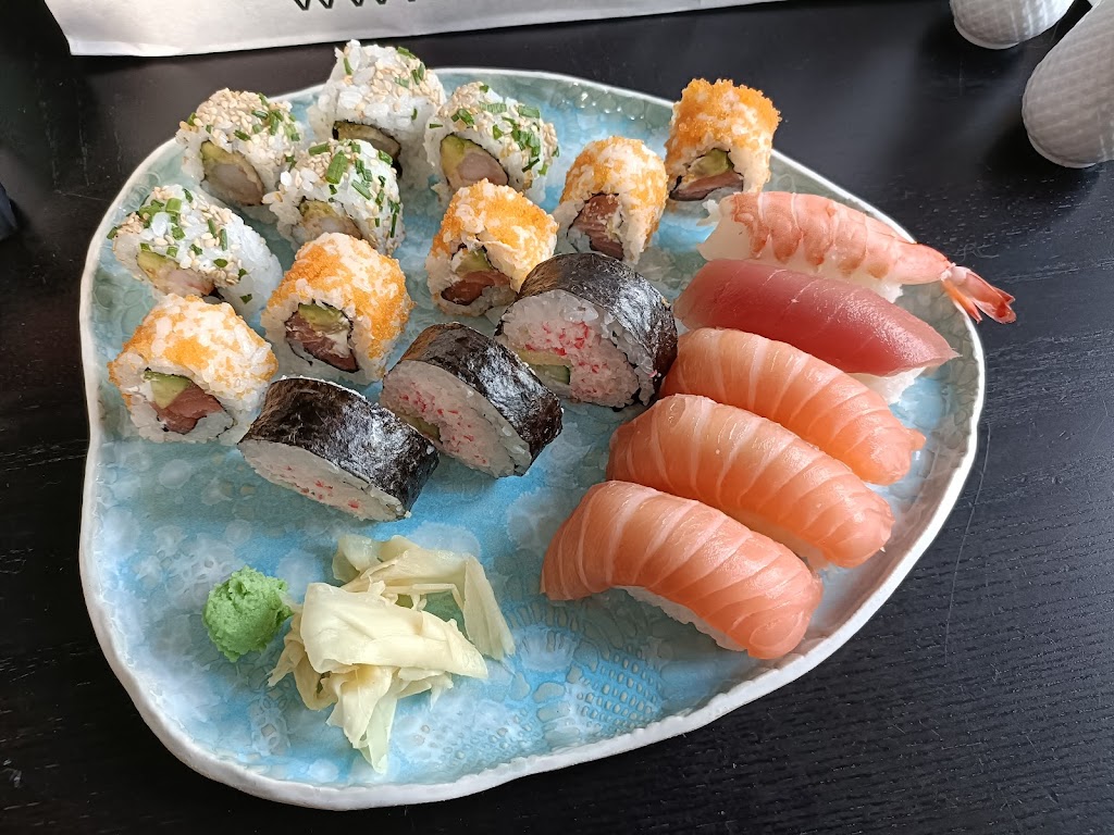 nira-sushi-1.jpeg