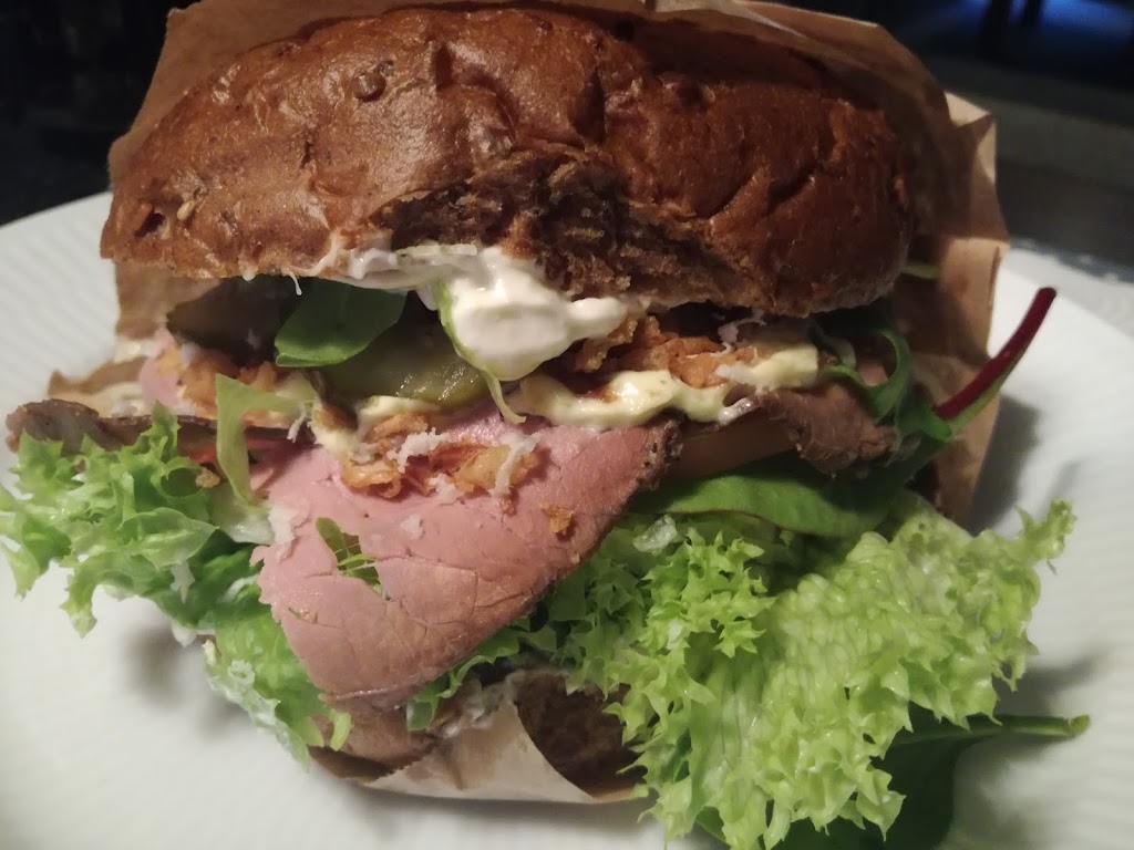 tasty-house-3.jpeg