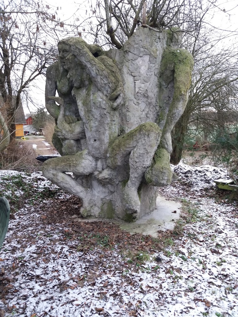 kaempe-skulpturer-0.jpeg