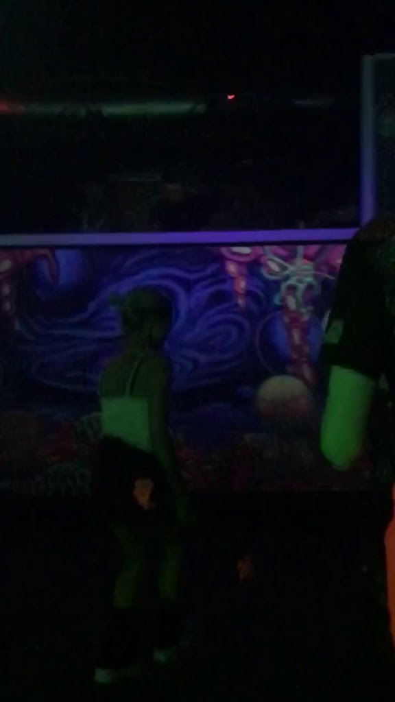 jumanji-club-10.jpeg