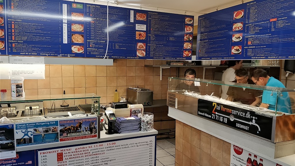 kings-cafe-pizziria-17.jpeg