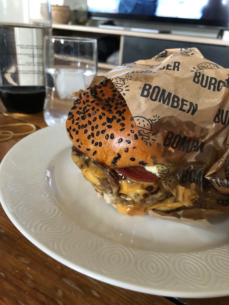 burger-bomben-16.jpeg