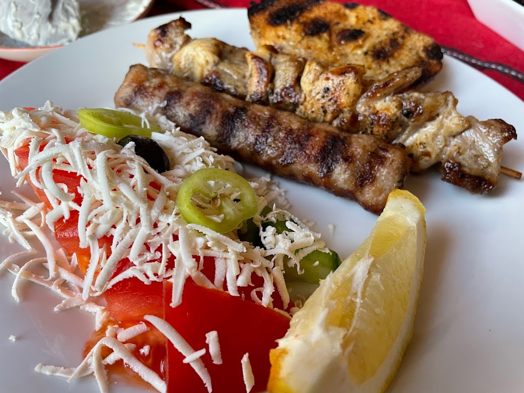 restaurant-zharava-3.jpeg
