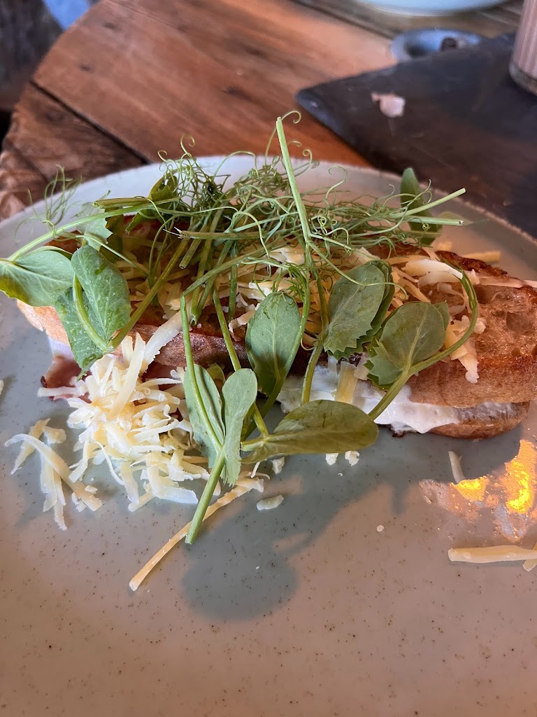 more-living-cafe-2.jpeg