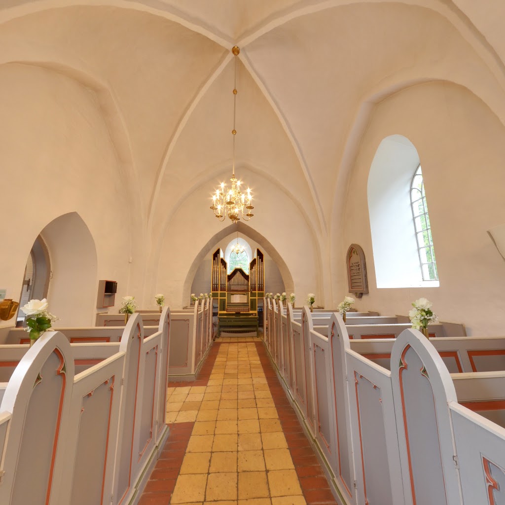 solrod-church-2.jpeg
