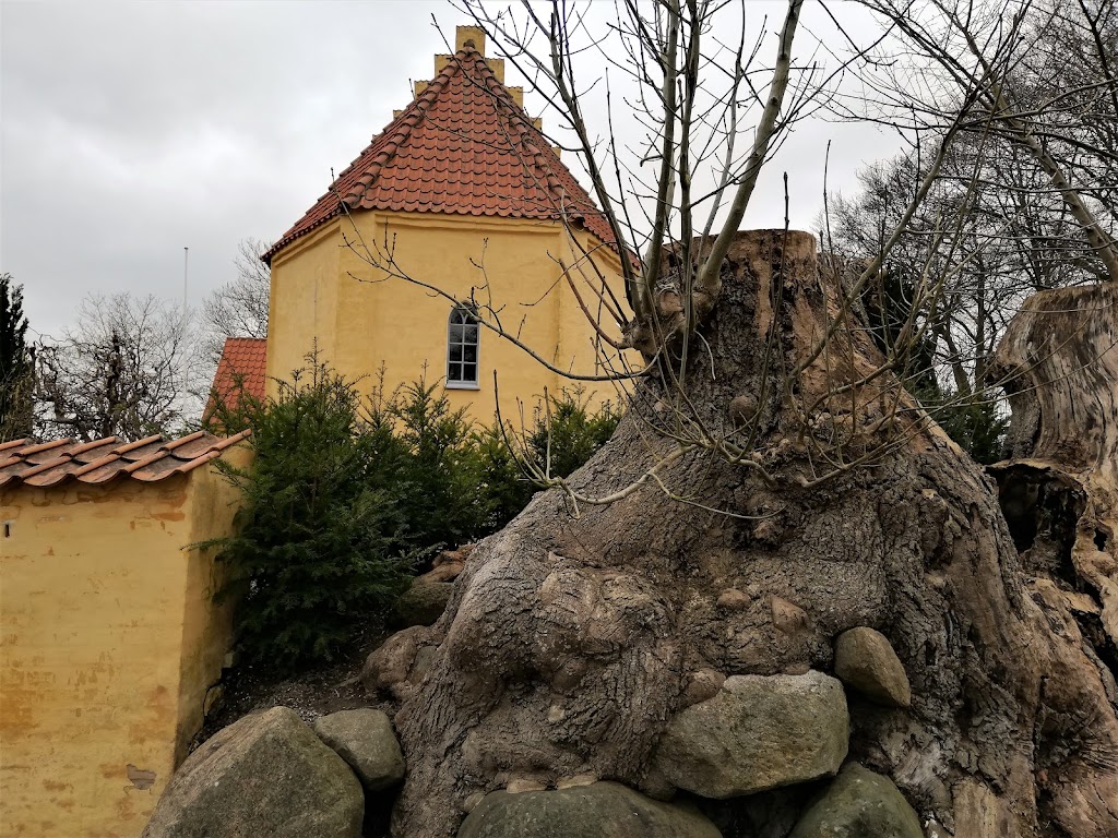 solrod-church-3.jpeg