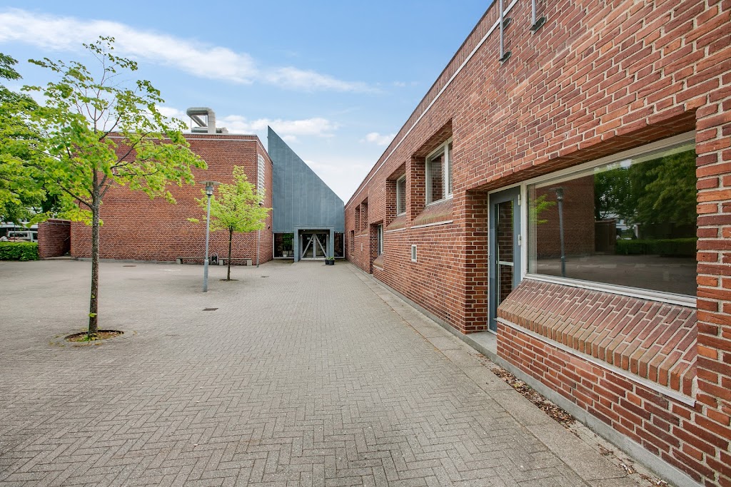 solrod-gymnasium-12.jpeg