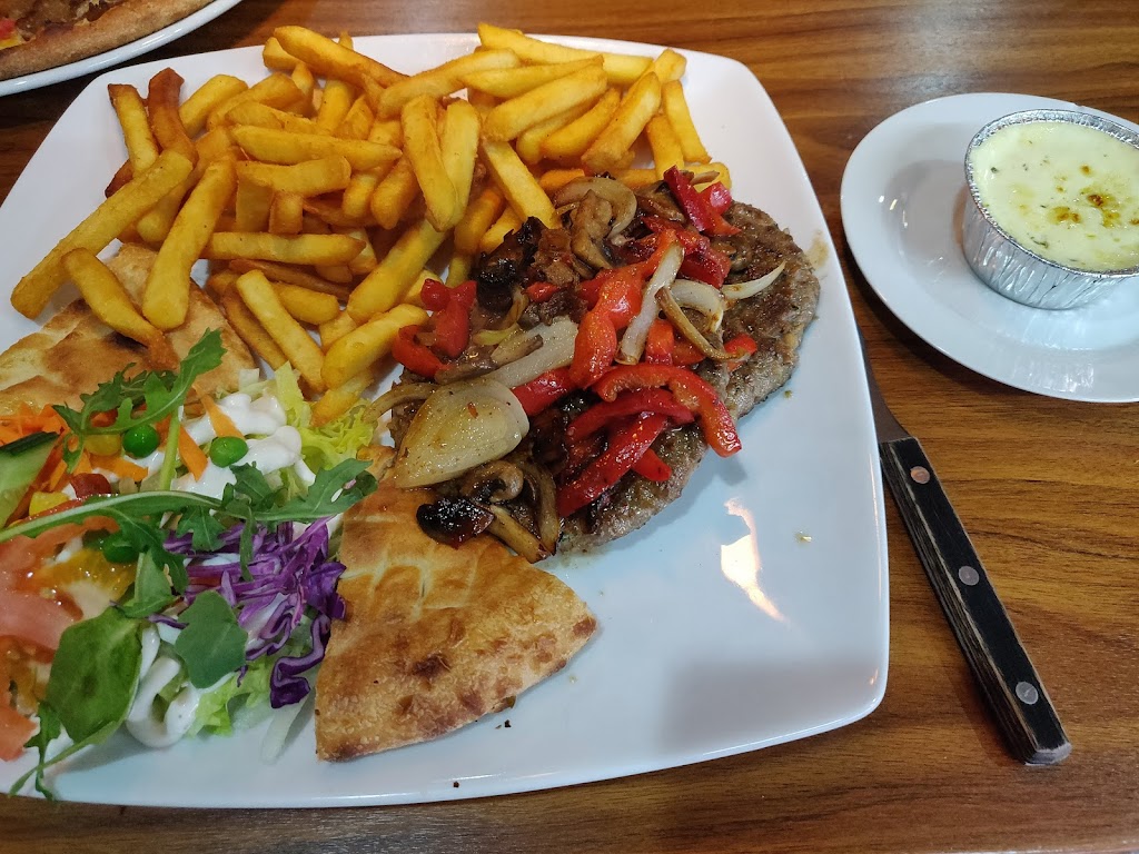 byens-cafe-pizzarie-stenlille-0.jpeg