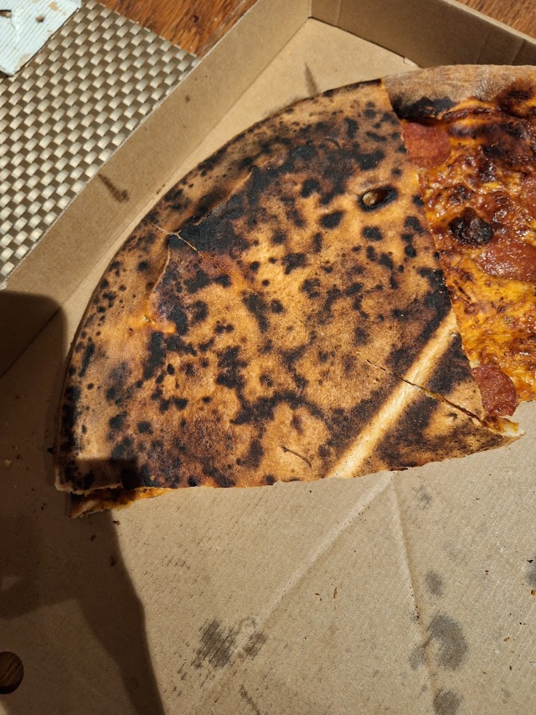 ganlose-pizzaria-grillbar-7.jpeg