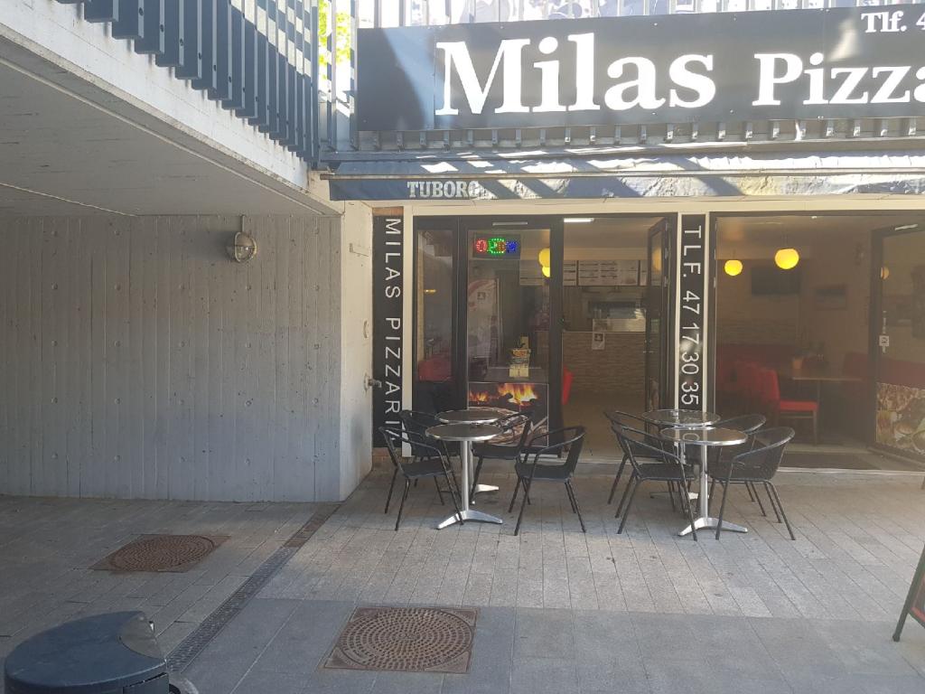 milas-pizza-kebab-house-8.jpeg