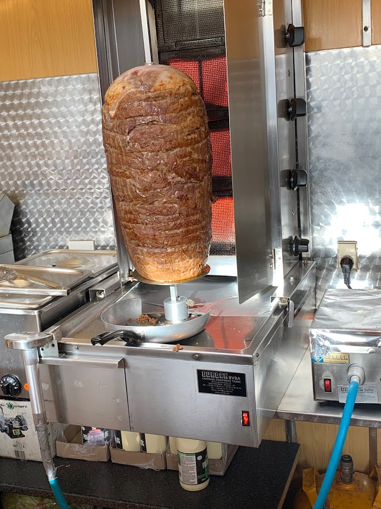 istanbul-kebab-hotdog-4.jpeg