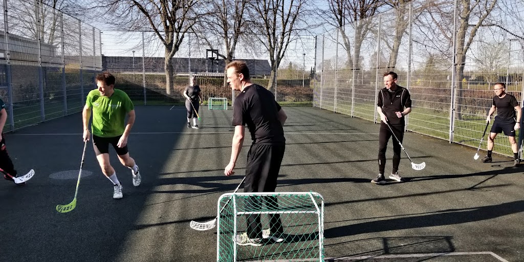 tik-floorball-1.jpeg