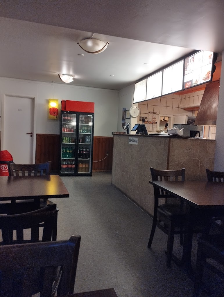 tollose-pizza-house-1.jpeg