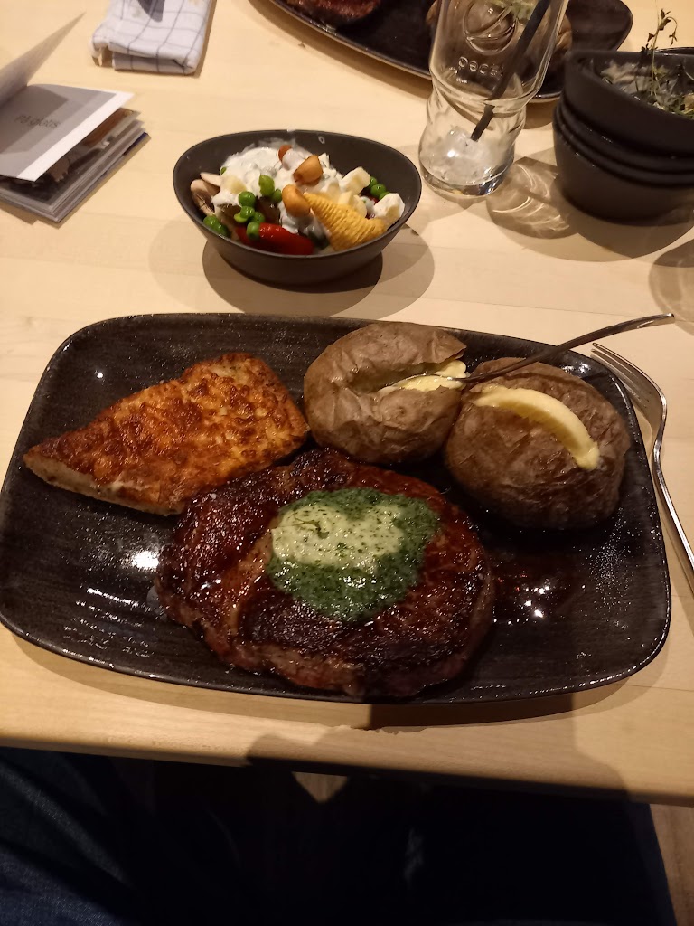 bones-valby-10.jpeg