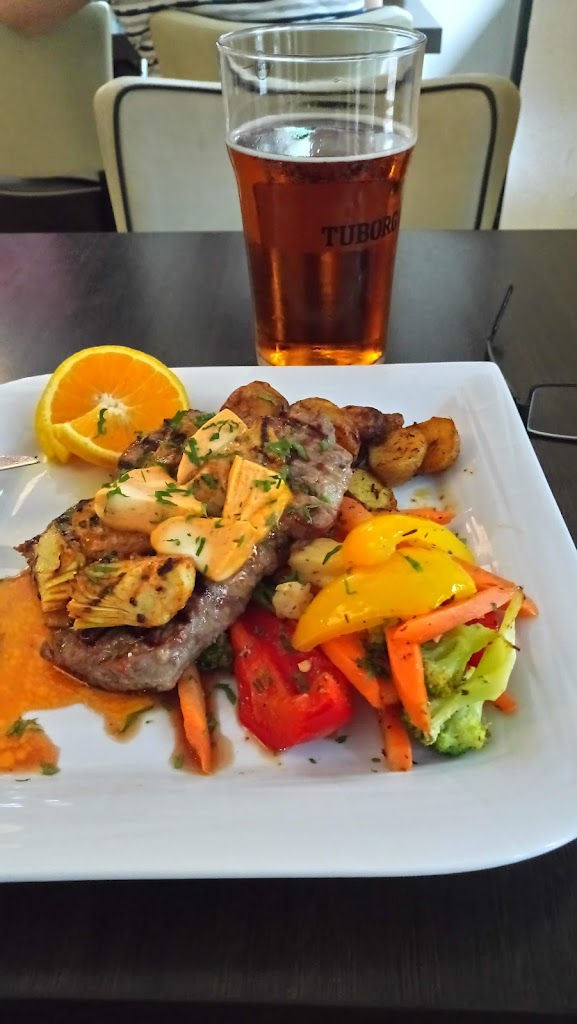 cafe-sommerfuglen-8.jpeg