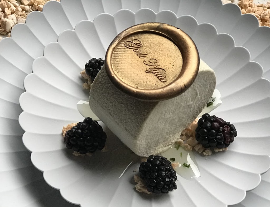 cake-chalet-3.jpeg
