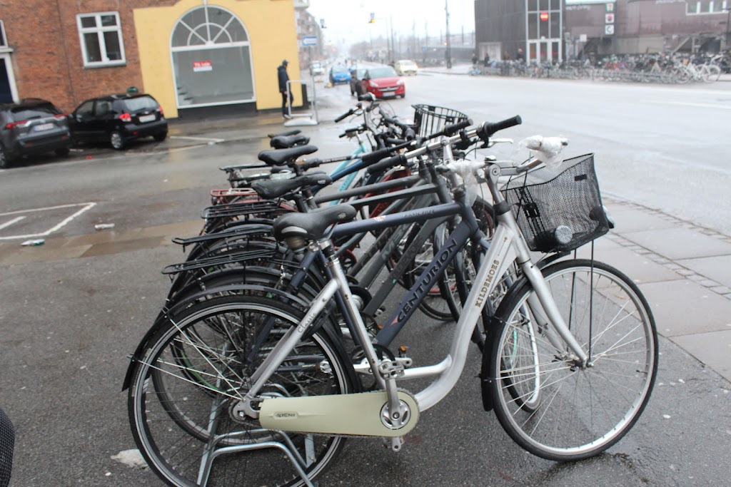 valby-station-bicycles-8.jpeg