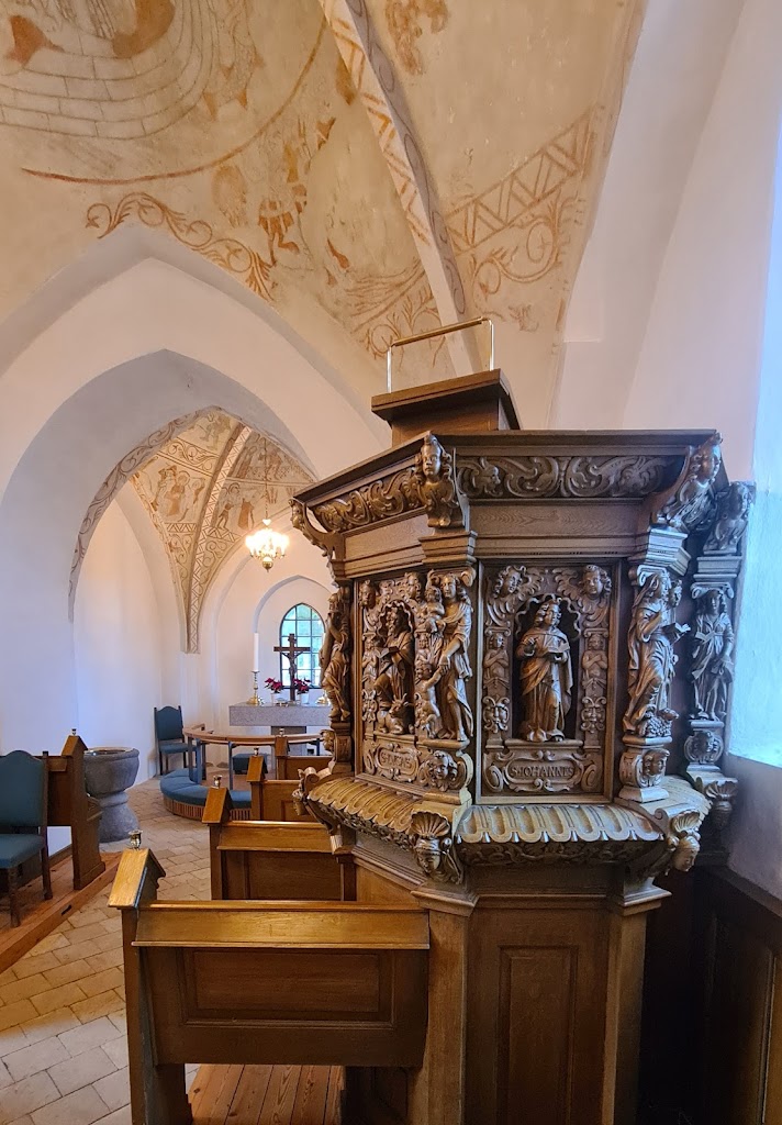 vallensbaek-church-10.jpeg