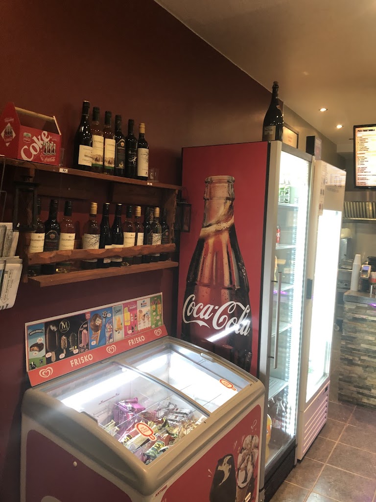 mama-rosa-pizzeria-17.jpeg