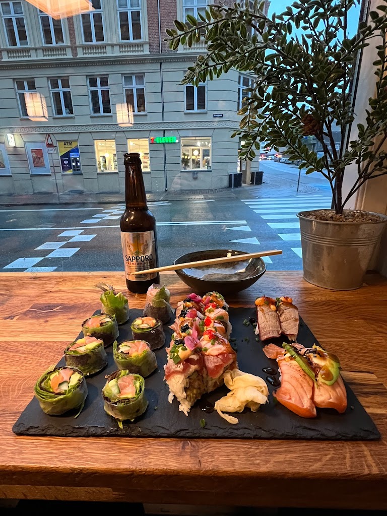 takuya-sushi-10.jpeg