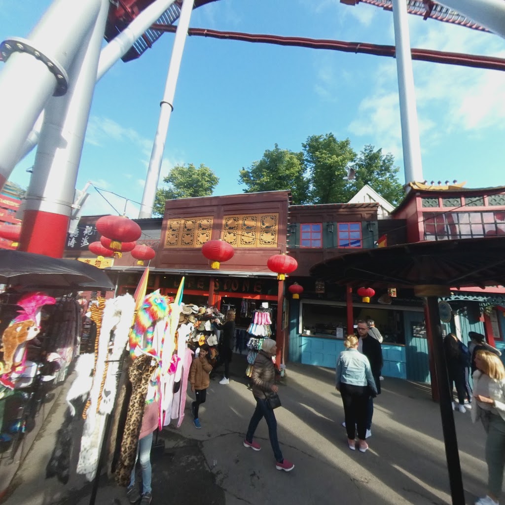 hotdog-corner-4.jpeg