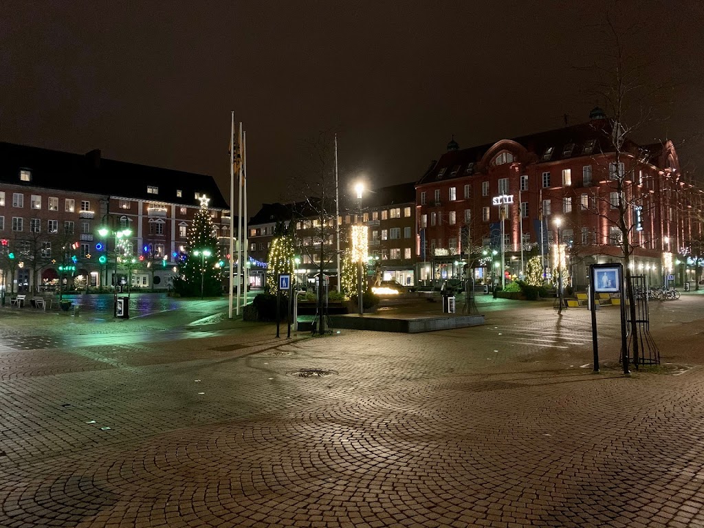 hassleholm-square-12.jpeg