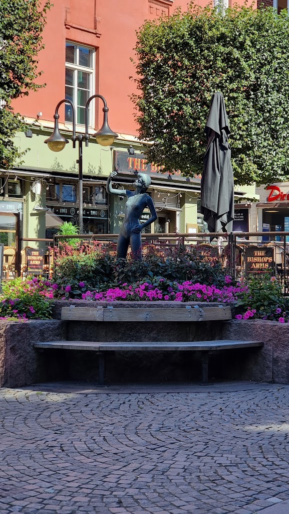 hassleholm-square-14.jpeg