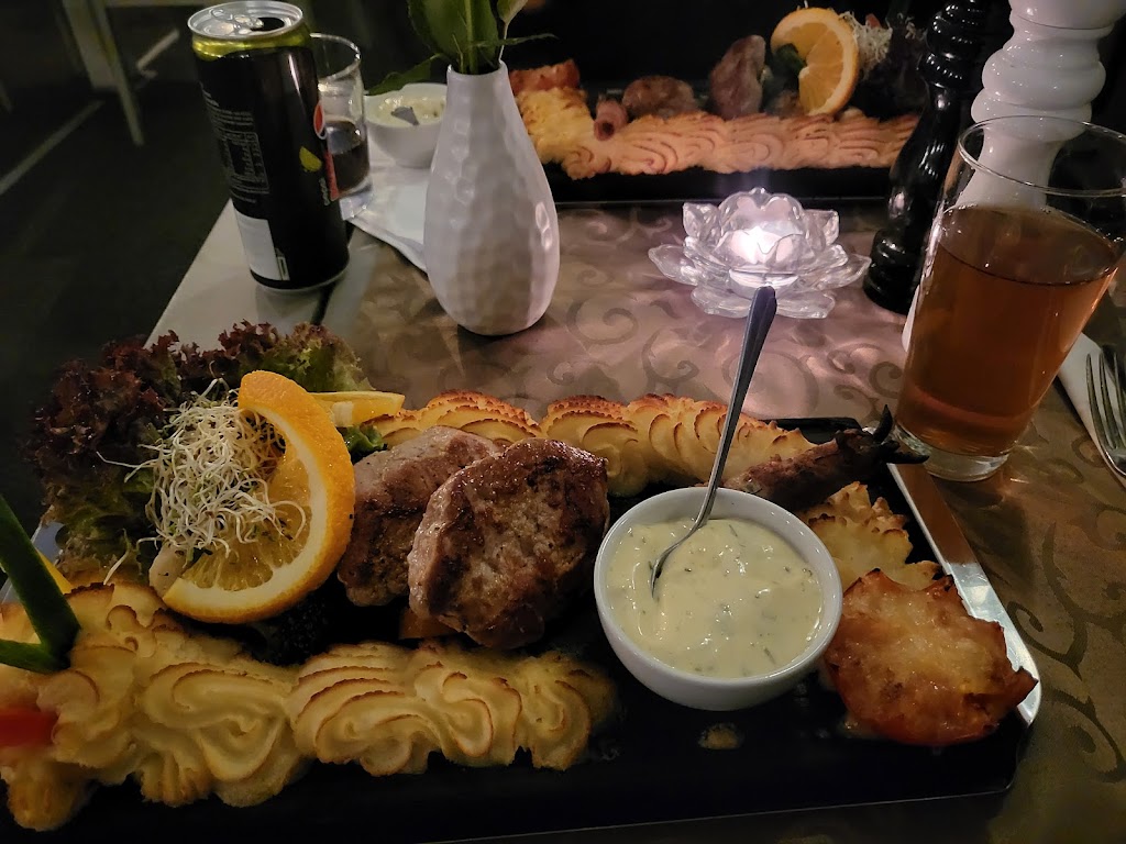 restaurang-aleksej-och-gatukoket-sandgrillen-1.jpeg