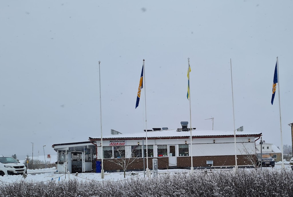 restaurang-aleksej-och-gatukoket-sandgrillen-8.jpeg